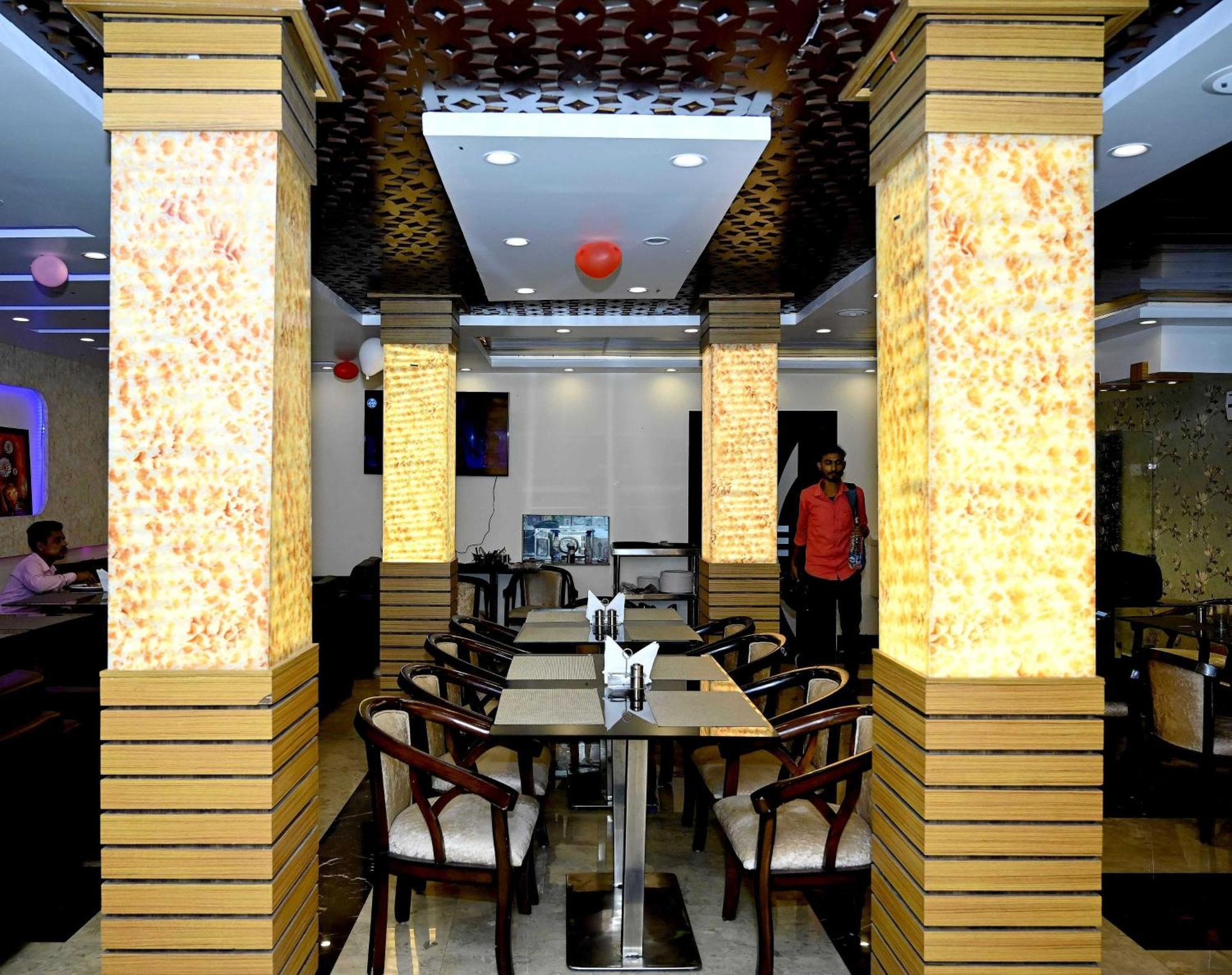 Super Hotel O Glance Inn Patna  Exterior photo