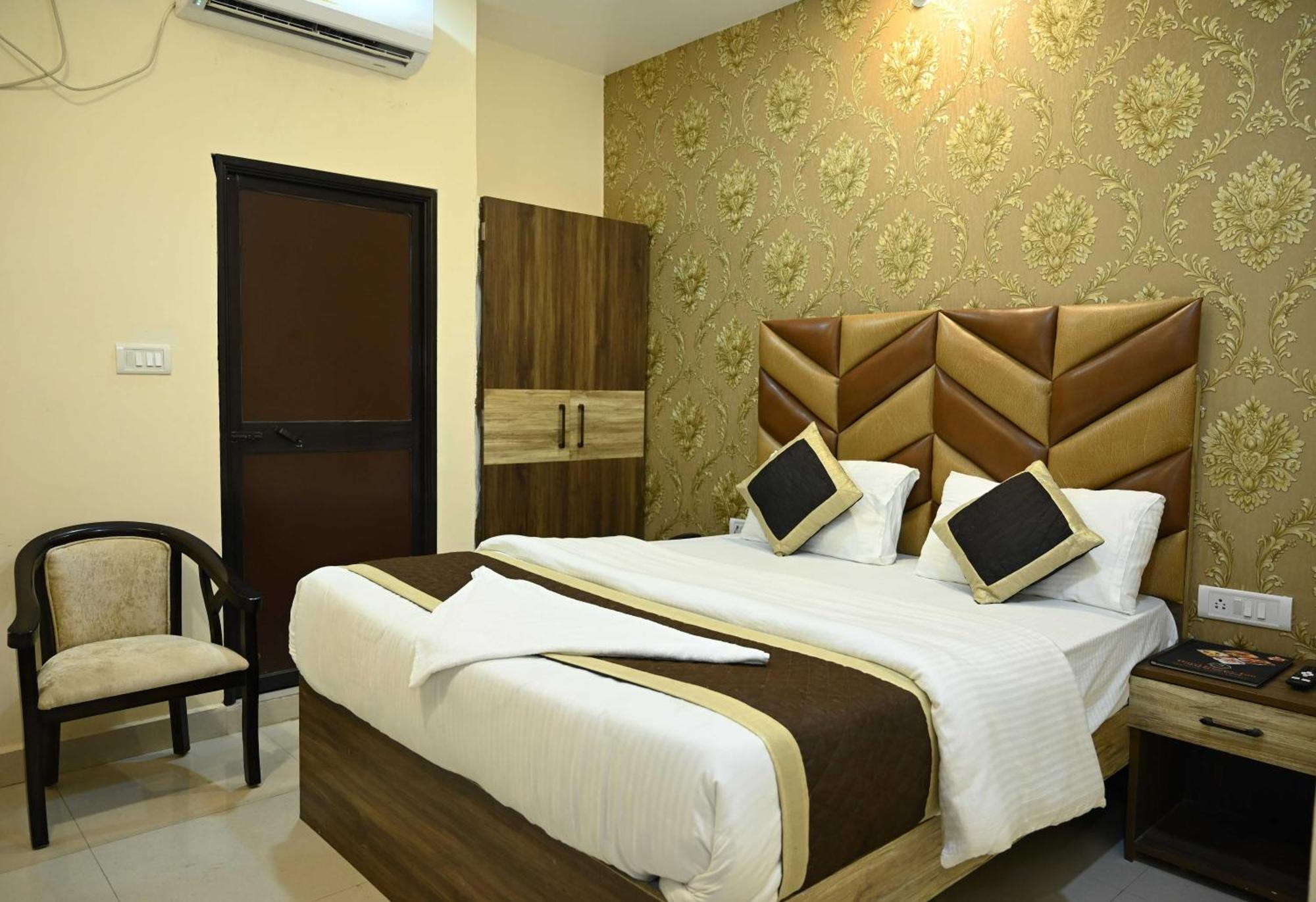 Super Hotel O Glance Inn Patna  Exterior photo